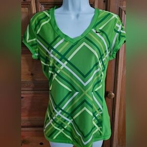 NIKE FIT DRY sz S green geometric diamond shape oversized plaid